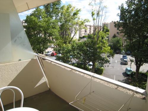 Montpellier près centre : studio TBE, standing