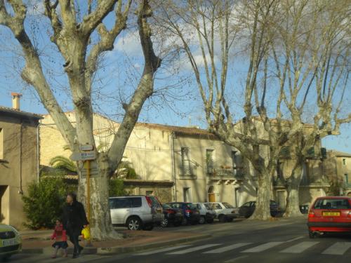 PRES DE MONTPELLIER, LAVERUNE: VILLA MEUBLEE AVEC PISCINE