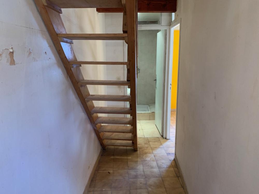 Lunel centre historique : maison de 5 pièces