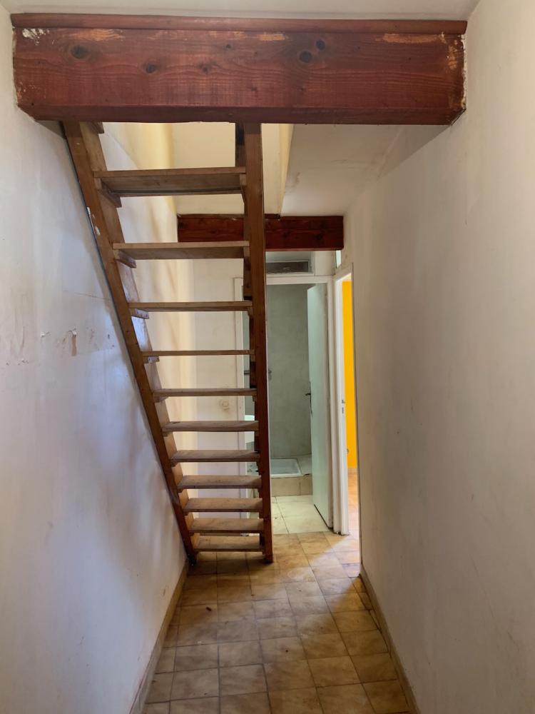 Lunel centre historique : maison de 5 pièces
