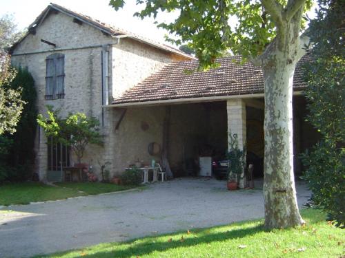 Gigean : maison de ma�tre de 1880 avec grand jardin