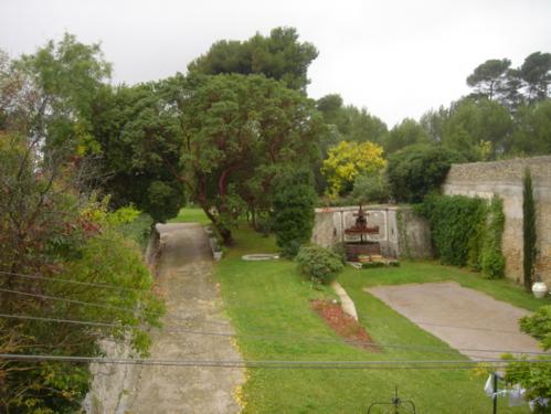 Gigean : maison de ma�tre de 1880 avec grand jardin