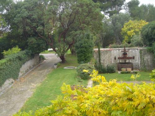 Gigean : maison de ma�tre de 1880 avec grand jardin