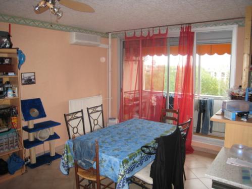 Montpellier quartier Saint Cl�ment : grand 3 pi�ces, proches tous commerces