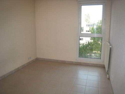 Montpellier Ch�teau d'� : grand 4 pi�ces dernier �tage, terrasses et garages