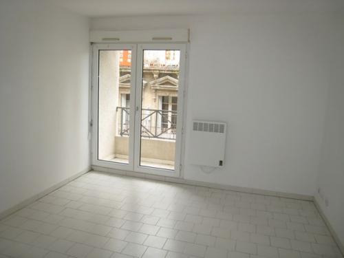 Montpellier Gambetta : studio dans r�sidence r�cente, proche tram 3