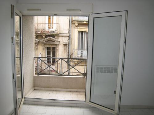Montpellier Gambetta : studio dans r�sidence r�cente, proche tram 3