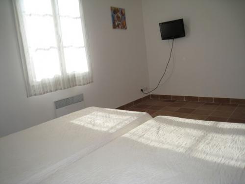 CASTRIES � 19 km de Montpellier, villas meubl�es � louer !
