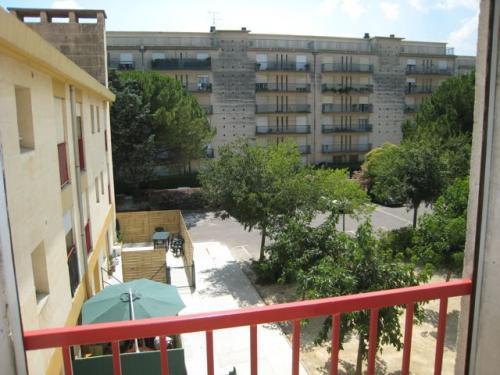 Montpellier Av. de Lod�ve : studio pour investir, devant tram 3