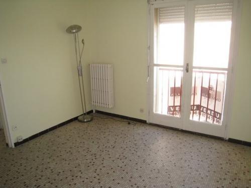 Montpellier Av. de Lod�ve : studio pour investir, devant tram 3
