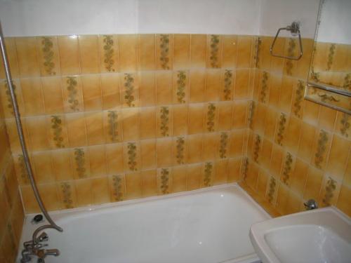 Montpellier Nord � 2 min. du tram : beau studio, dernier �tage