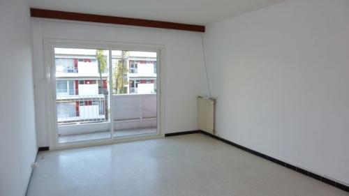 MONTPELLIER CHAMBERTE, T3 RENOVE  IMPECCABLE LIBRE 