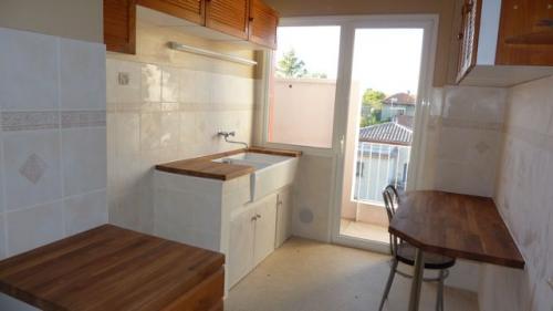 MONTPELLIER CHAMBERTE, T3 RENOVE  IMPECCABLE LIBRE 