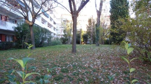 MONTPELLIER CHAMBERTE, T3 RENOVE  IMPECCABLE LIBRE 