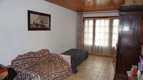 PRES DE MONTPELLIER, LAVERUNE: VILLA MEUBLEE AVEC PISCINE