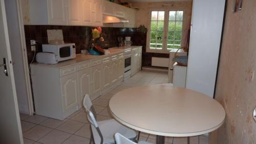 PRES DE MONTPELLIER, LAVERUNE: VILLA MEUBLEE AVEC PISCINE