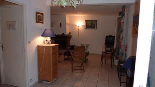 PRES DE MONTPELLIER, LAVERUNE: VILLA MEUBLEE AVEC PISCINE