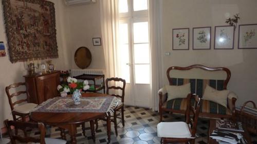 Pignan : maison vigneronne TBE, caract�re ancien