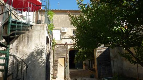Pignan : maison vigneronne TBE, caract�re ancien