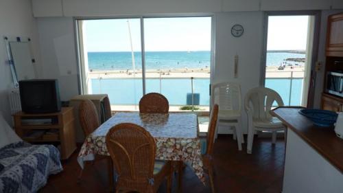 PALAVAS, FACE MER T3 Meubl� � louer de nov. � Juin !