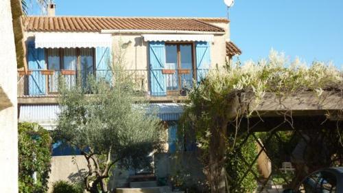 PIGNAN, villa comprenant 2 appartements de 90 m2 chacun