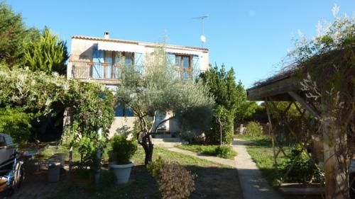 PIGNAN, villa comprenant 2 appartements de 90 m2 chacun