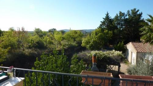 PIGNAN, villa comprenant 2 appartements de 90 m2 chacun