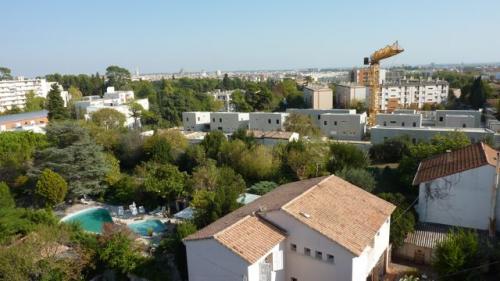 Montpellier ouest, pr�s tram 3 : FF5 en dernier �tage